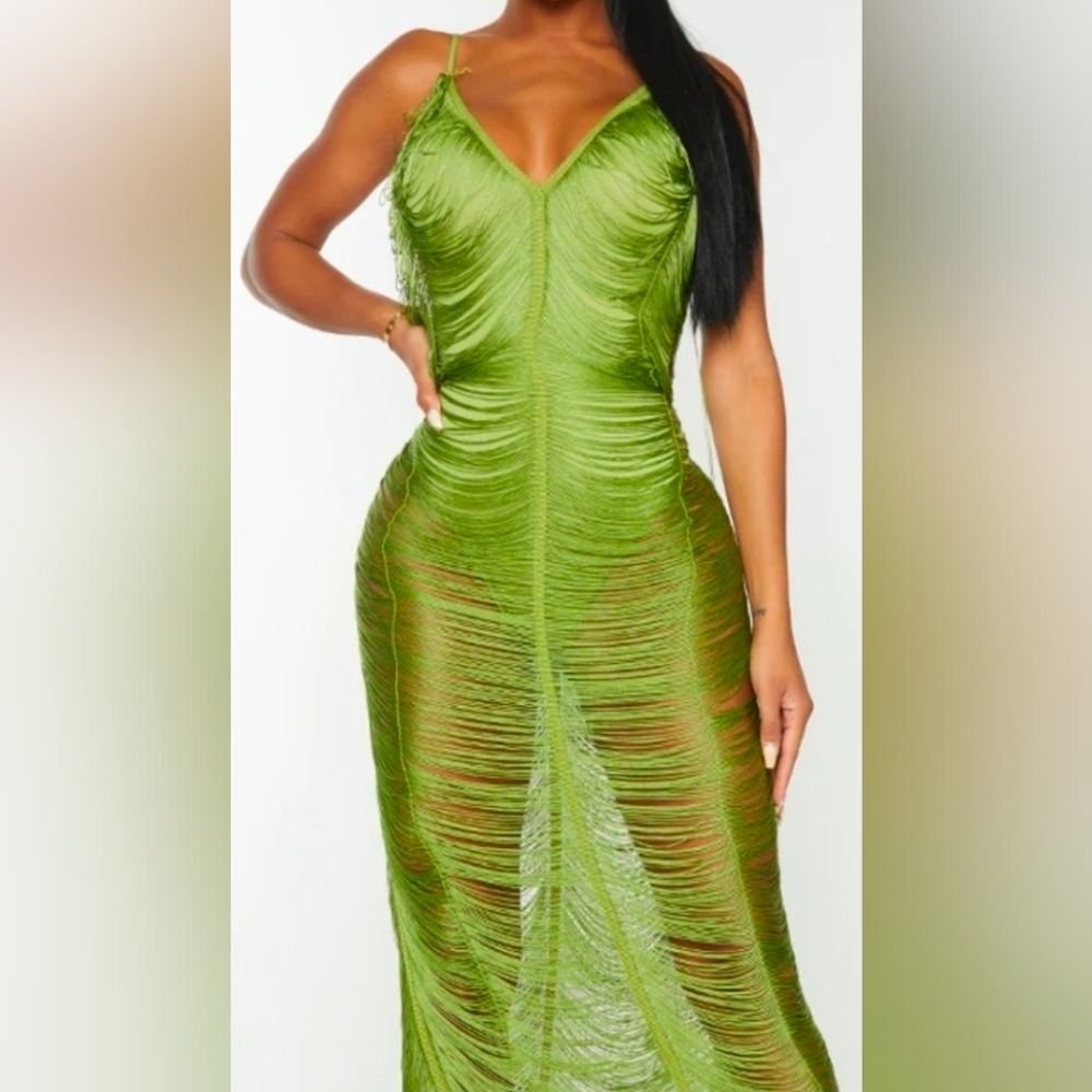 PrettyLittleThing  Shape Olive Fridge Detail Midaxi Dress